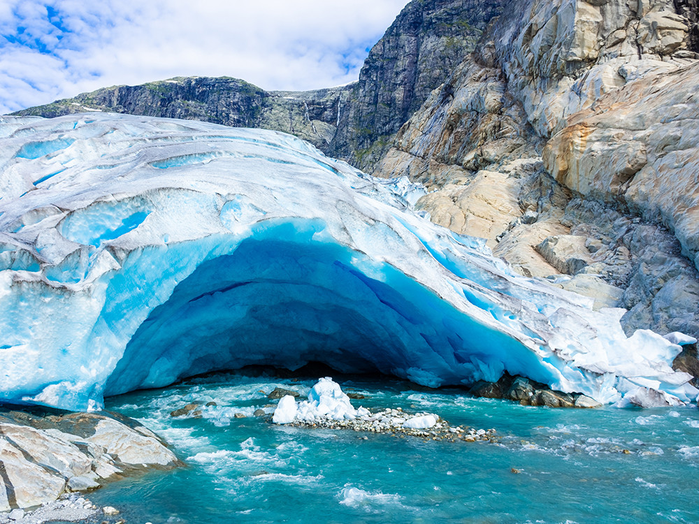 Blauw ijs van de gletsjer