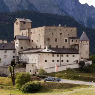 Afbeelding voor Booking.com - Schloss Naudersberg