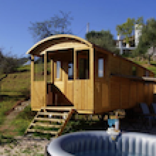 Afbeelding voor Booking.com - Finca la montaña roja