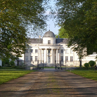 Afbeelding voor Booking.com - Kasteel Duras