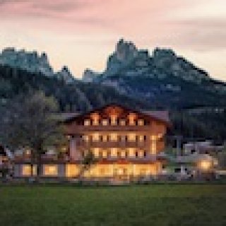 Afbeelding voor Booking.com - X Alp Hotel