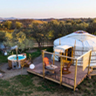 Afbeelding voor Booking.com - Yurt met hottub