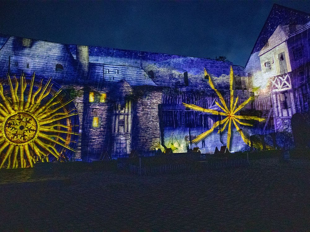 Lichtshow in het kasteel