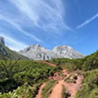 Afbeelding voor Bookatrekking - Wandelreizen Picos