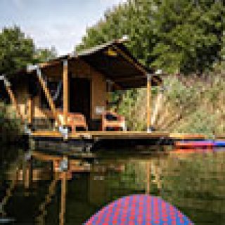 Afbeelding voor Booking.com - Drijvende safaritent