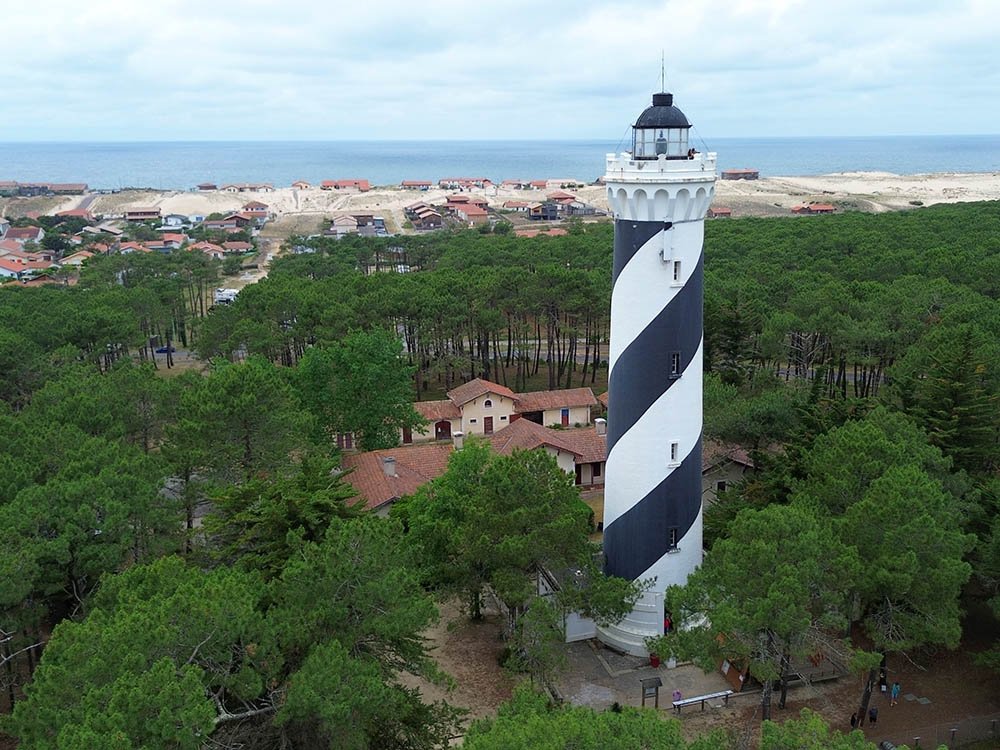 Phare de Contis