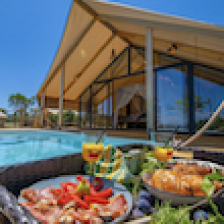 Afbeelding voor Booking.com - Floria Glamping Garden
