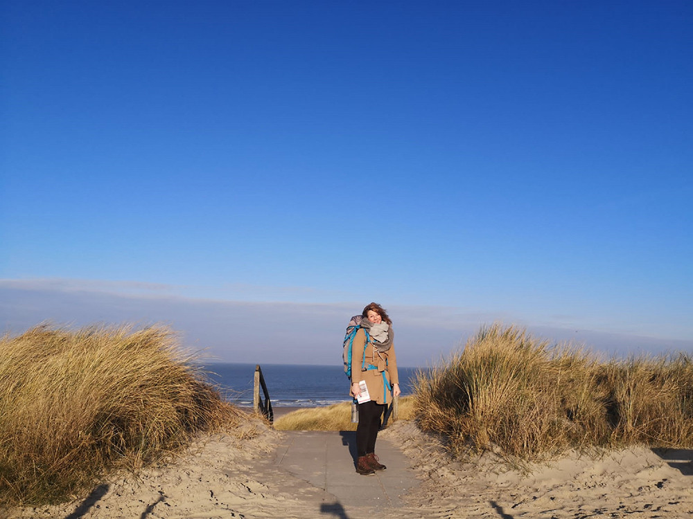 Lange afstandswandeling langs de kust