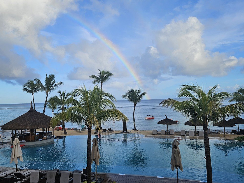 Regenboog vanuit Le Meridien