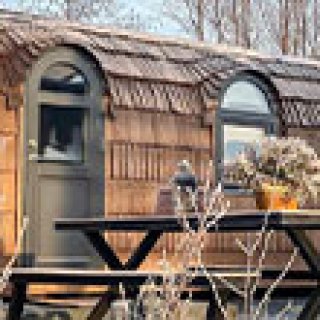 Afbeelding voor Pigs & Pillows - Igluhut en wikkelhouse