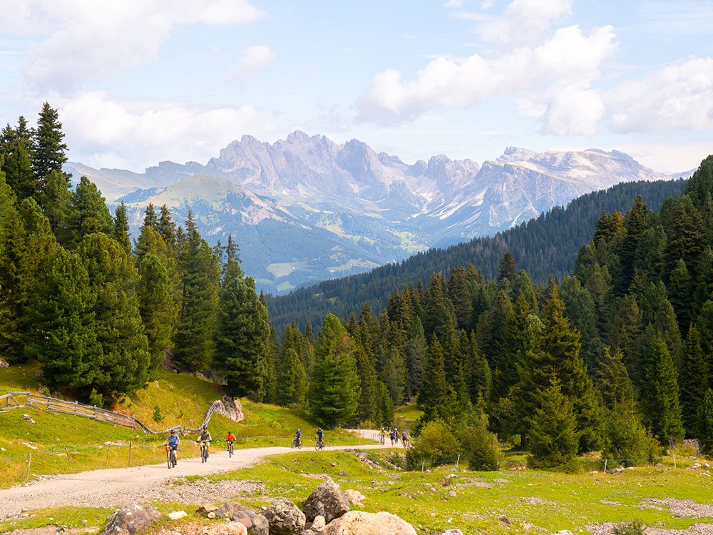 Fietsers bij Val Gardena