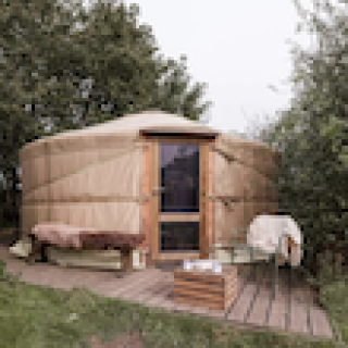 Afbeelding voor Glampings.com - Yurt