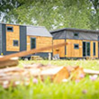 Afbeelding voor Booking.com - Tiny house 'at sea'