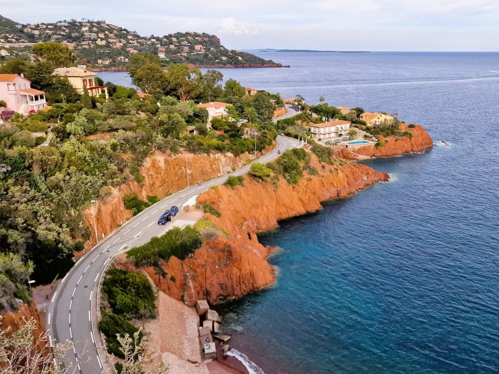 Corniche d'Or