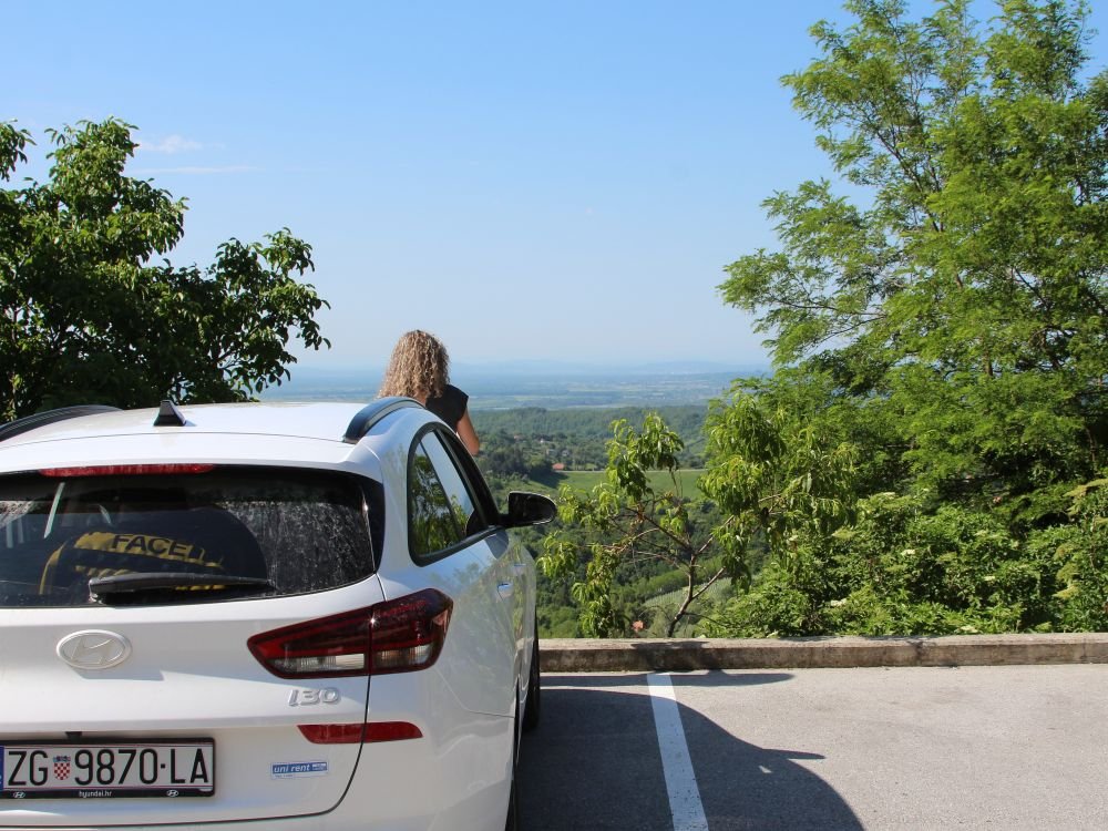 Auto roadtrip door de wijnstreek