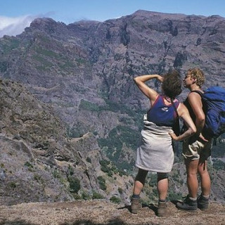 Afbeelding voor SNP - Wandelen langs levada's