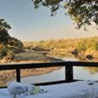 Afbeelding voor Booking.com - Hamiltons Tented Camp