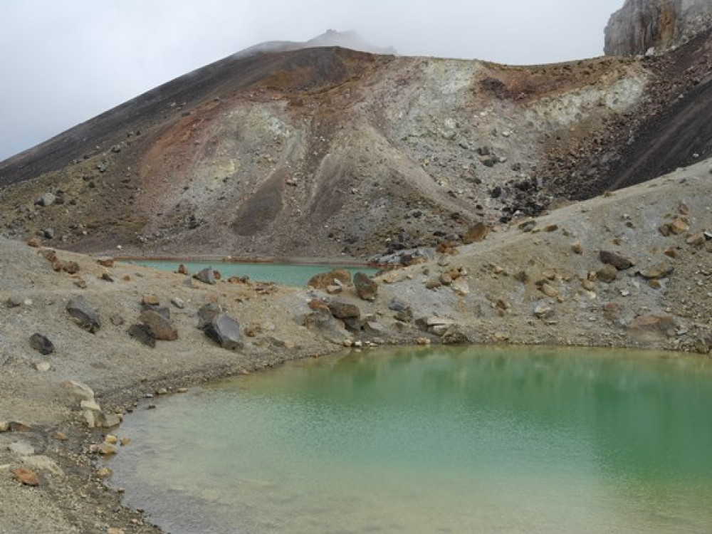 Meren Tongariro Crossing