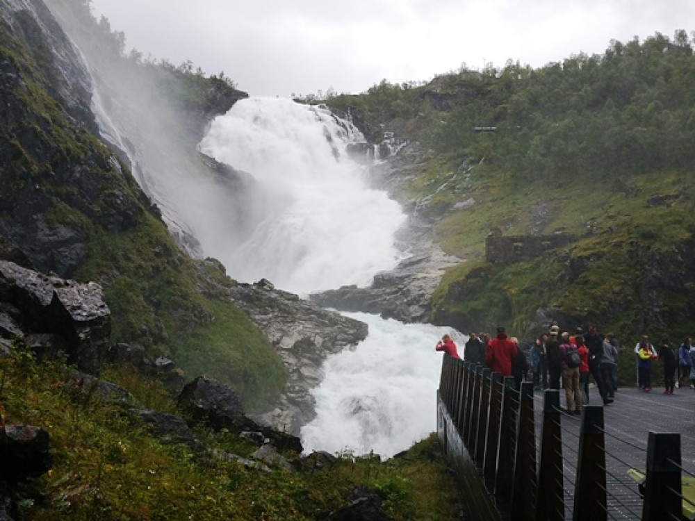 Kjosfossen