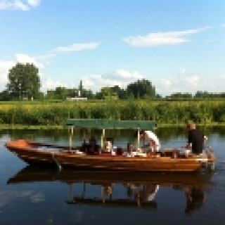 Afbeelding voor Belevenissen.nl - Varen in een fluisterboot