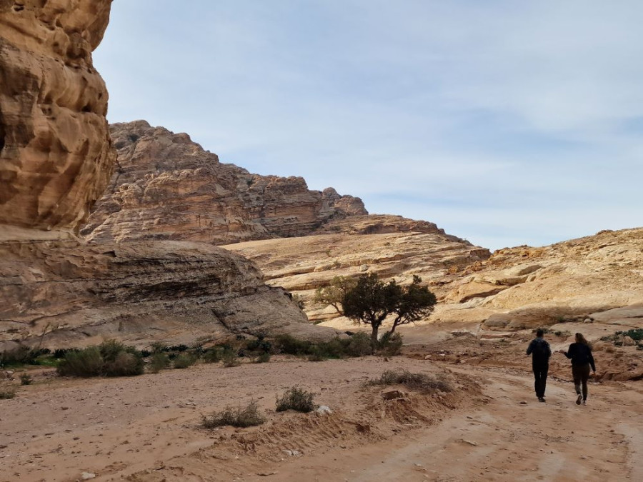 Wandelen over de Back Trail Petra