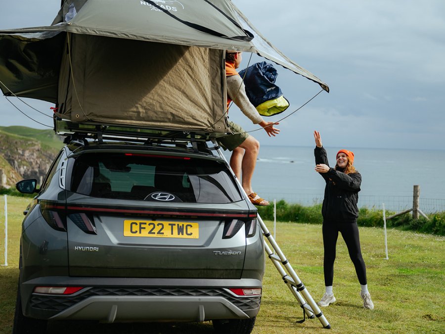Scotland Nomads met daktent Scotland Nomads met daktent