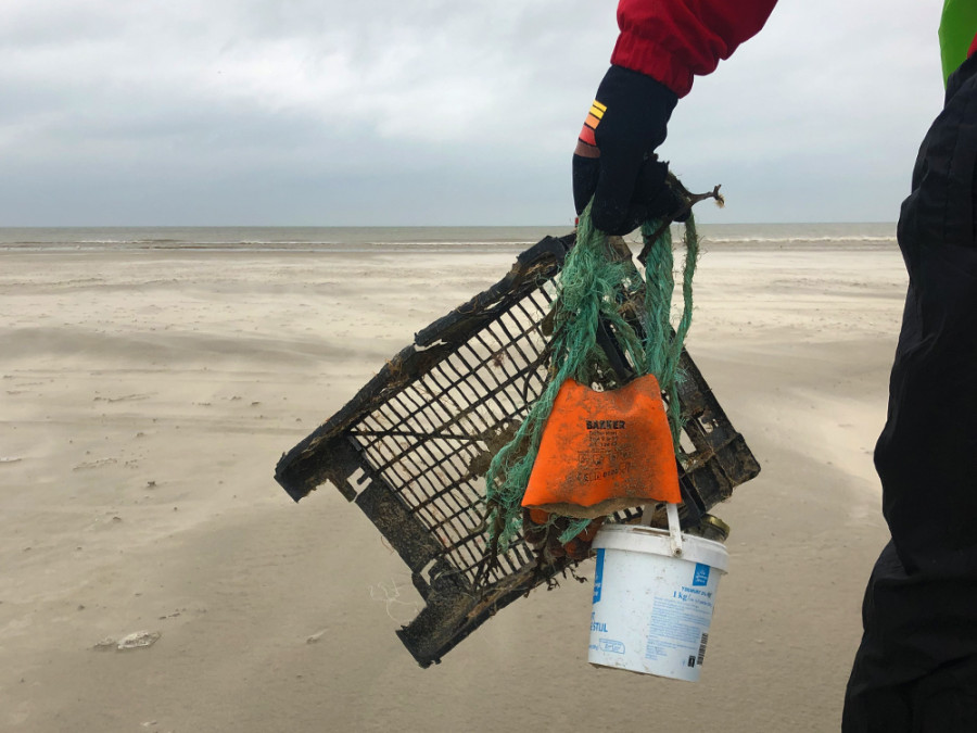 Afval rapen op vakantie Afval rapen op vakantie