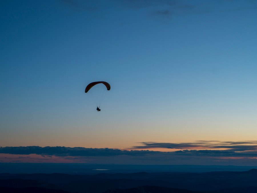 Parachute Parachute