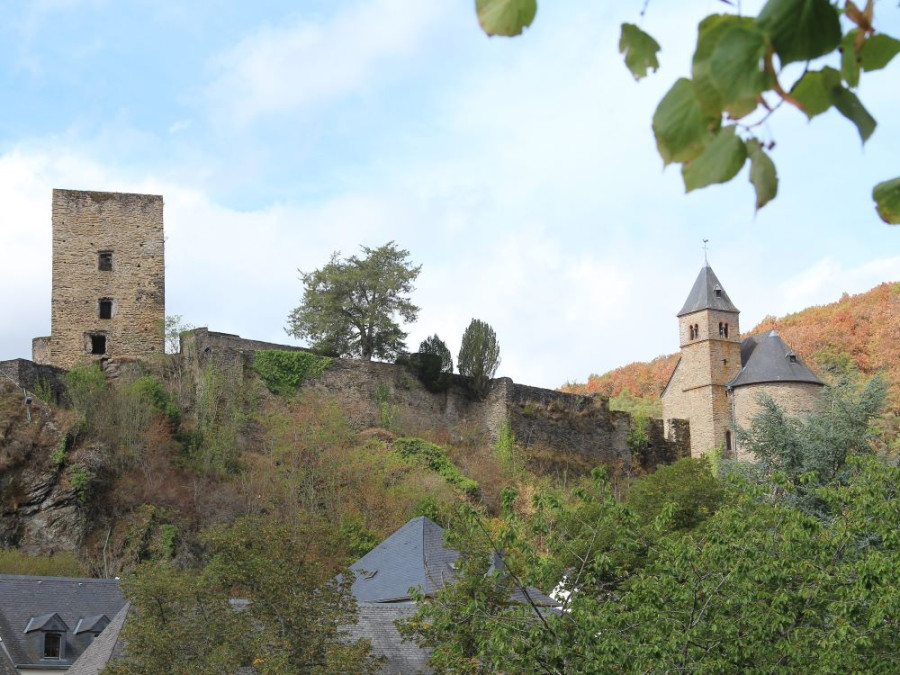 Esch-sur-Sûre Esch-sur-Sûre