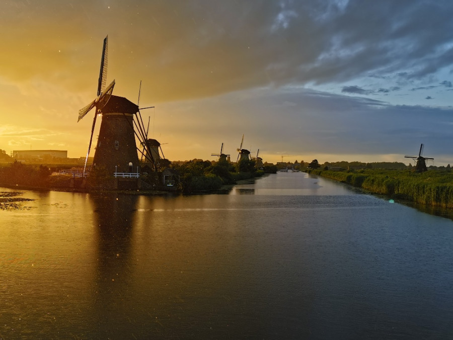 Zonsondergang molens Zonsondergang molens