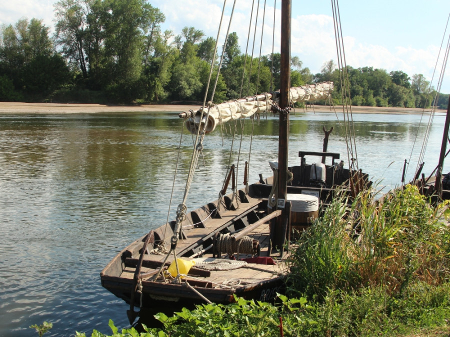 Traditionele boot Loire Traditionele boot Loire