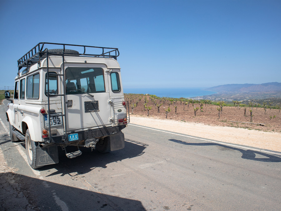 Fly-drive met jeep op Cyprus Fly-drive met jeep op Cyprus