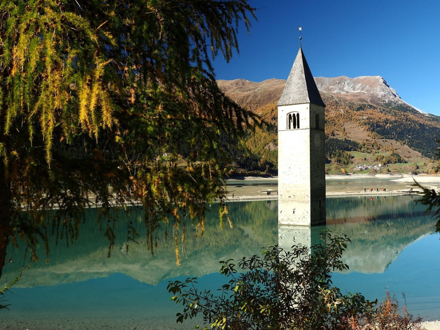 Reschenmeer Zuid-Tirol Reschenmeer Zuid-Tirol