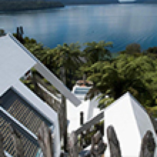 Afbeelding voor Booking.com - Tree top nest Lake Tarawera