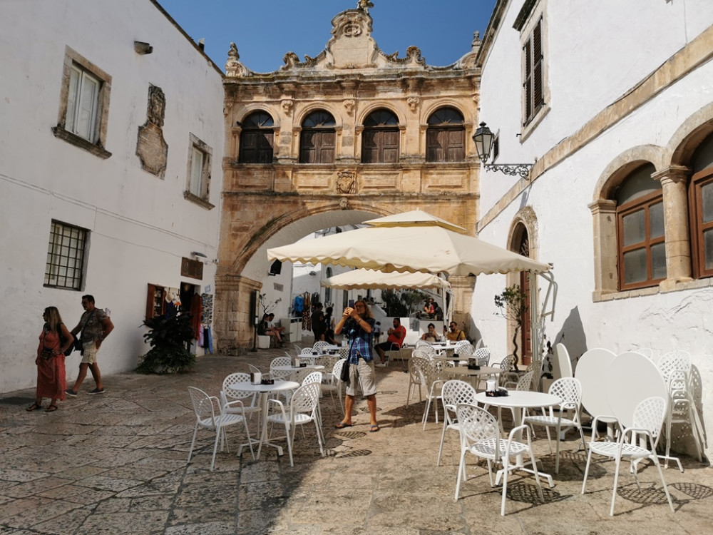 Ostuni, brug tgo. de Kathedraal