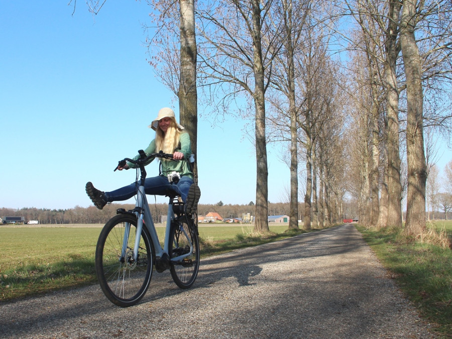 Fietsen bij de IJssel