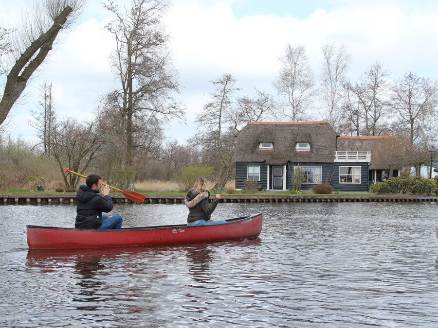 Kanoën in Giethoorn