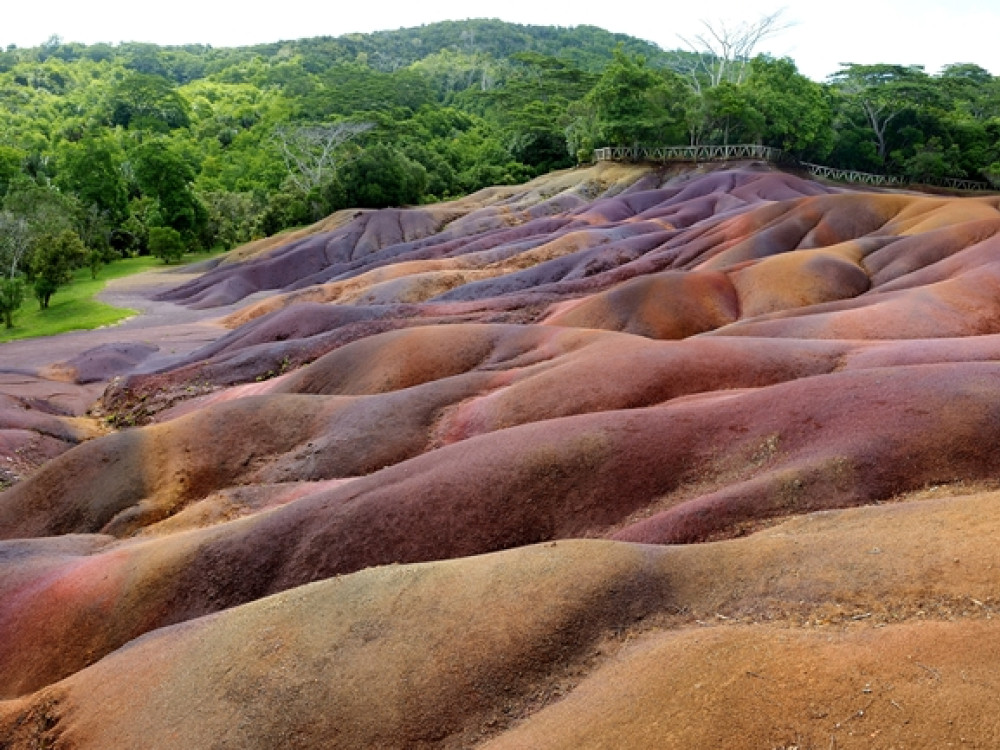 Chamarel (seven coloured earth)