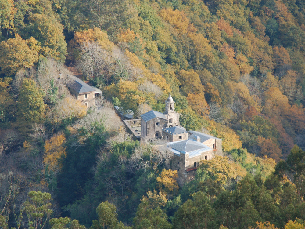 Klooster in de herfst
