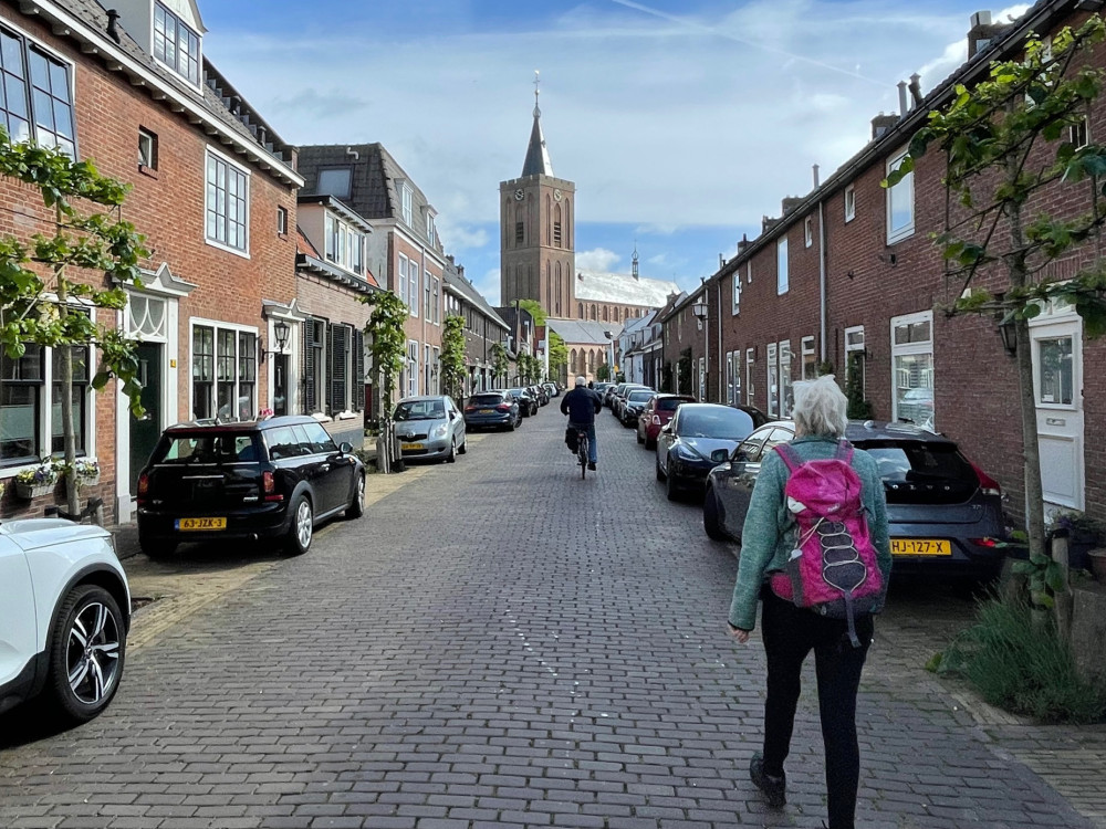 Wandelen door Naarden Vesting tijdens de Waterlinie Wandeltocht