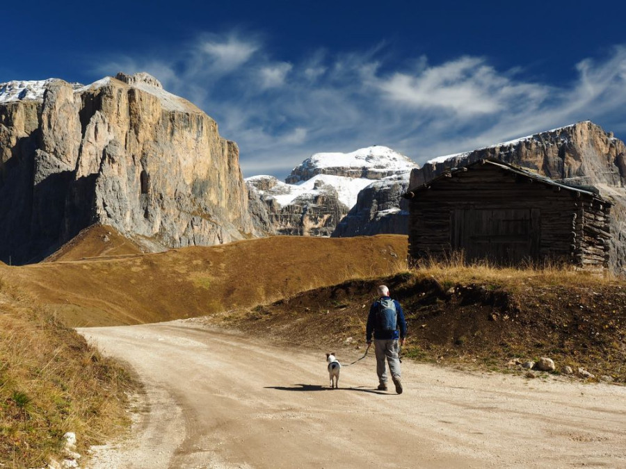 Van hut naar hut wandelen in Italië