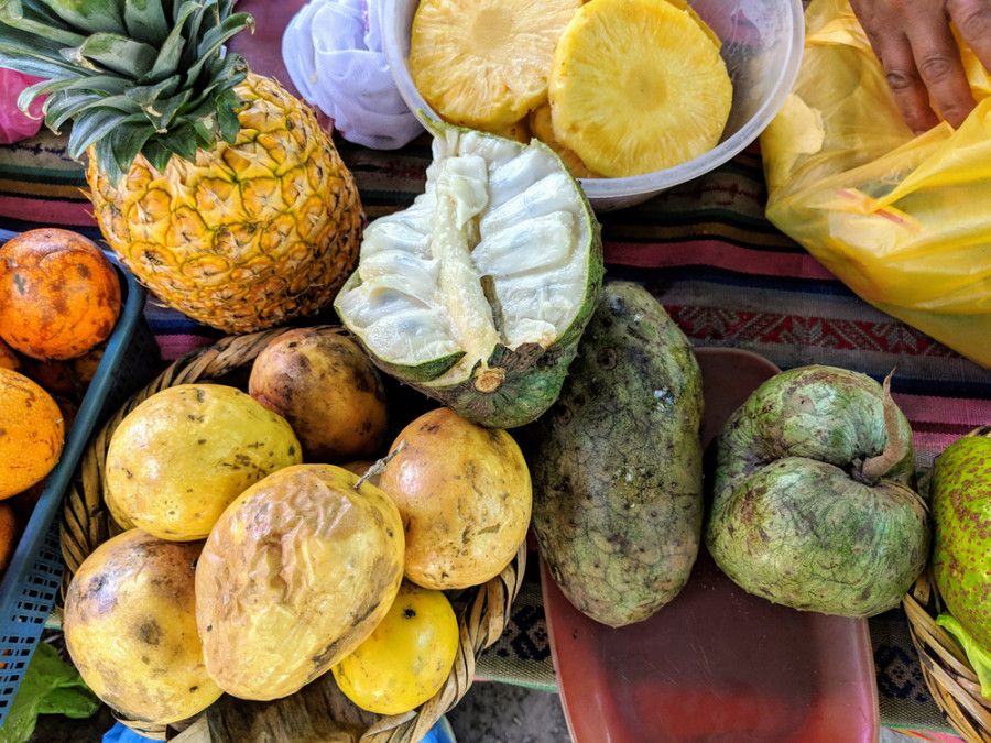 Fruit langs Inca Trail Fruit langs Inca Trail