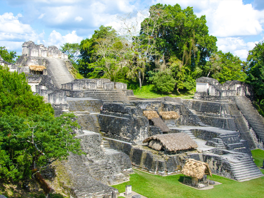 Maya ruines Tikal Maya ruines Tikal