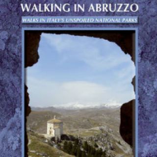 Afbeelding voor Bol.com - Wandelen in Abruzzo