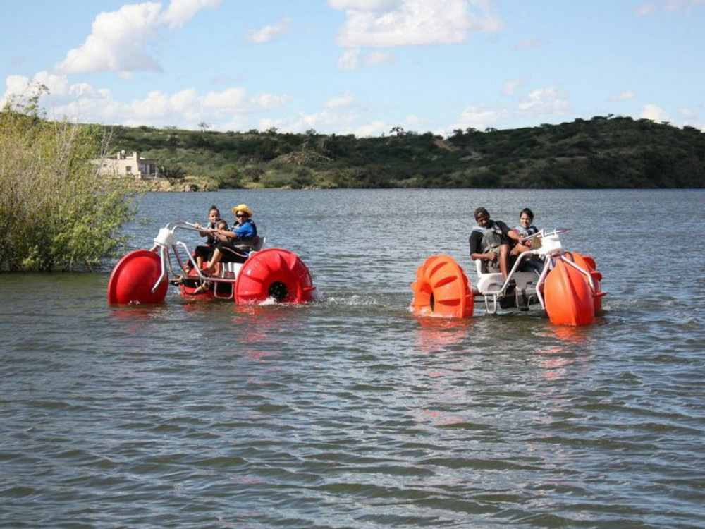 Lake Oanob Resort - Aqua cycle