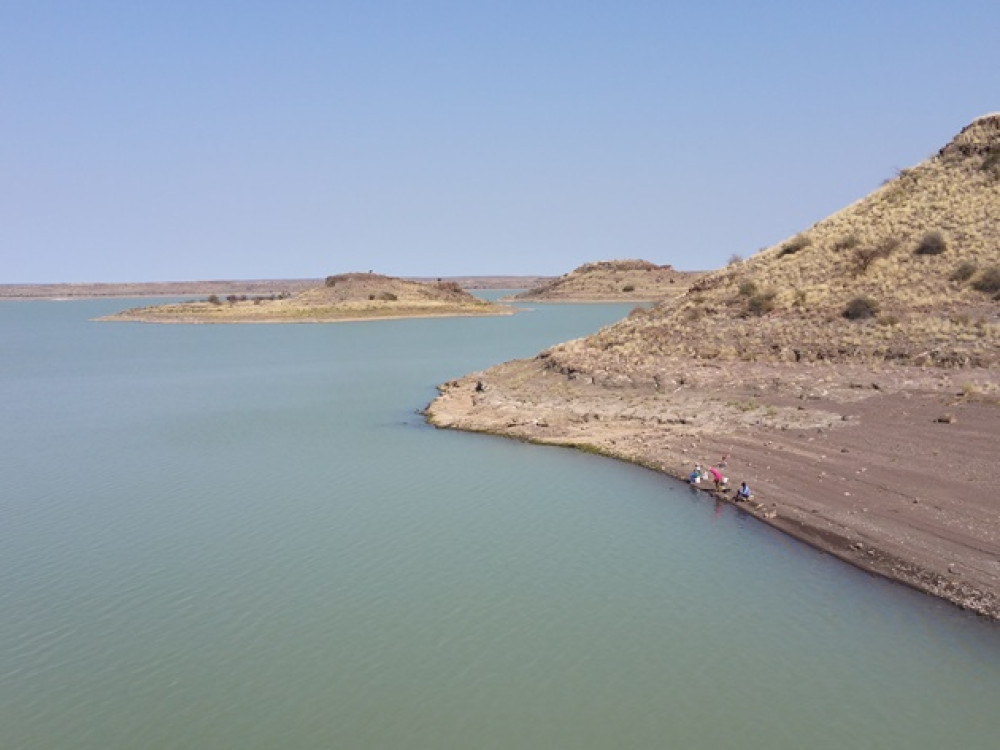 Zicht vanaf Hardap Dam