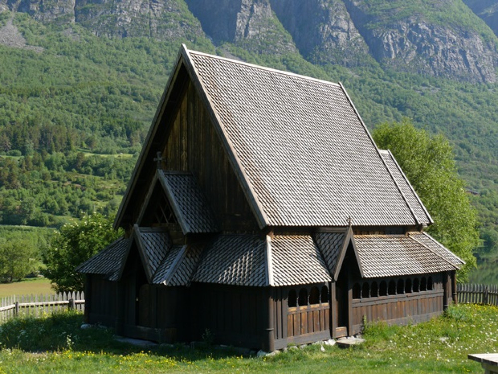 Kleinere staafkerk